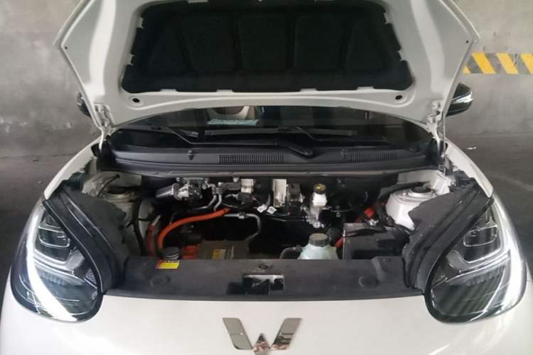 Used Wuling Bingo 2025 333 km Lingxi Connected Version Engine Bay