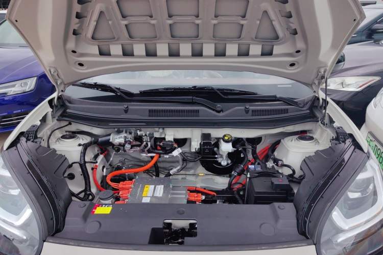 Used Wuling Bingo 2025 203km Light Edition Engine Bay