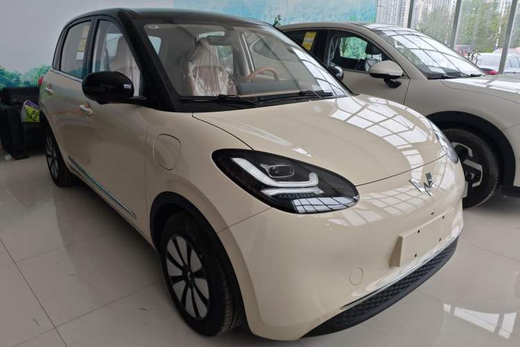 Used Wuling Bingo 2025 333 km Lingxi Deluxe Edition Exterior 1