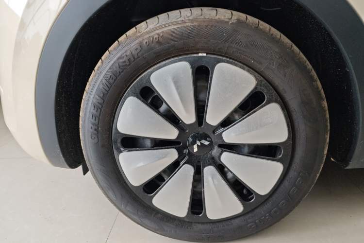 Used Wuling Bingo 2025 333 km Lingxi Deluxe Edition Exterior 4