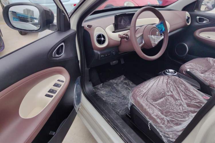 Used Wuling Bingo 2025 203km Light Edition Interior 2