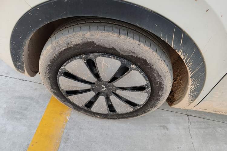 Used Wuling Bingo 2025 333 km Enjoyment Version Left Front Wheel Hub