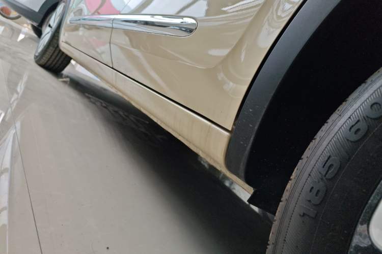 Used Wuling Bingo 2025 333 km Lingxi Deluxe Edition Left Side Sill