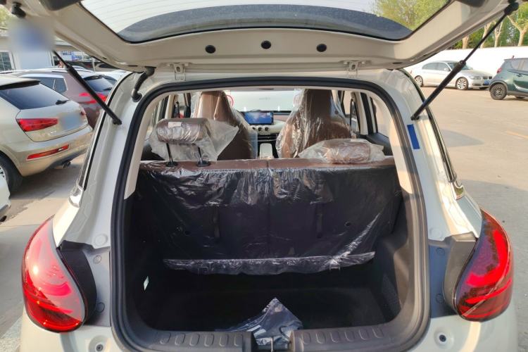 Used Wuling Bingo 2025 333 km Enjoyment Version Trunk