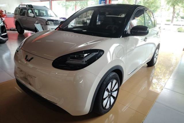Ojetý Wuling Bingo 2025 333 km Lingxi Connected Version