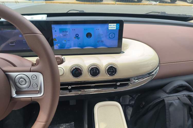 Used Wuling Bingo 2025 333 km Enjoyment Version Audio And AC Panel