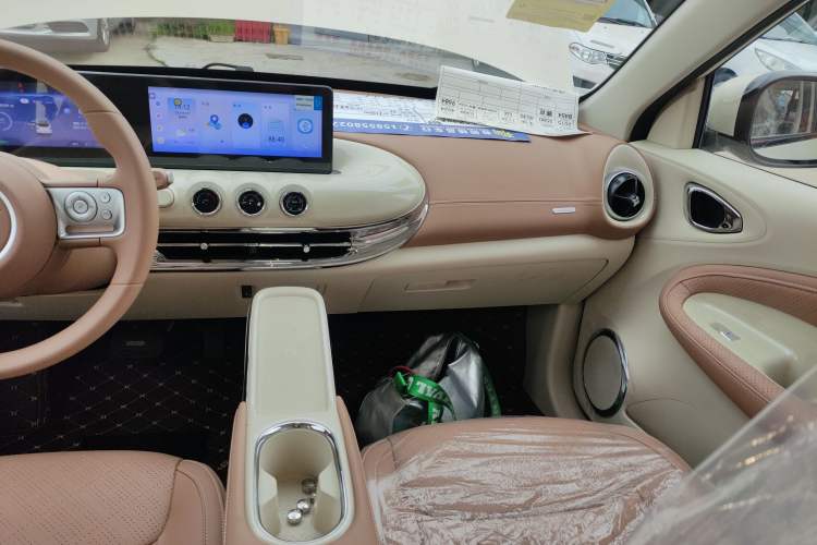 Used Wuling Bingo 2025 333 km Enjoyment Version Audio And AC Panel