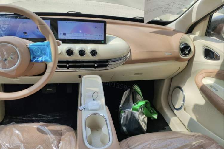 Used Wuling Bingo 2025 333 km Lingxi Connected Version Audio And AC Panel