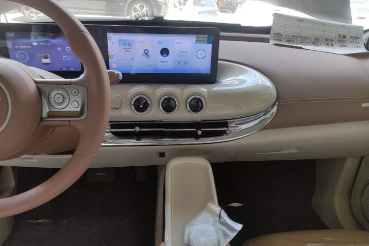 Used Wuling Bingo 2025 333 km Enjoyment Version Audio And AC Panel
