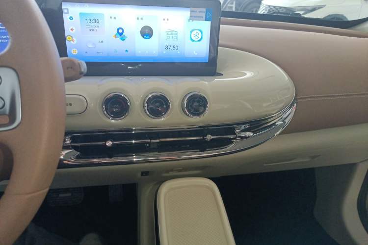 Used Wuling Bingo 2025 333 km Enjoyment Version Audio And AC Panel