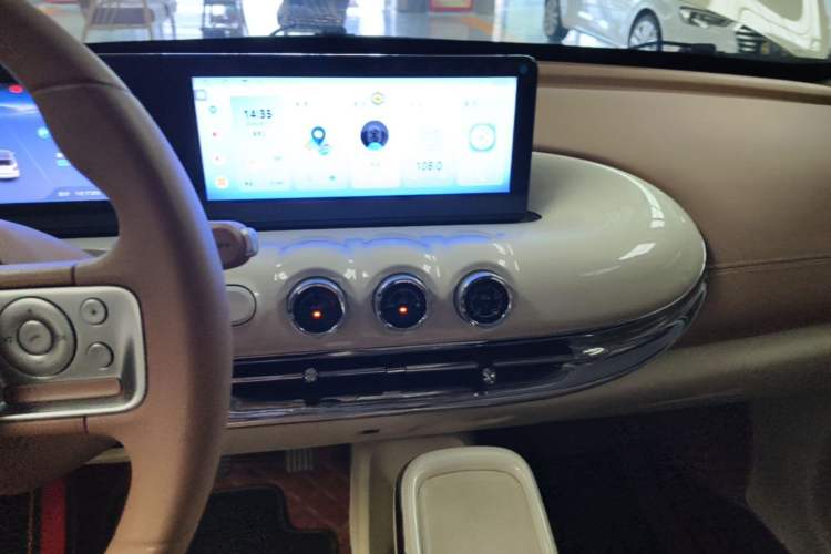 Used Wuling Bingo 2025 333 km Enjoyment Version Audio And AC Panel