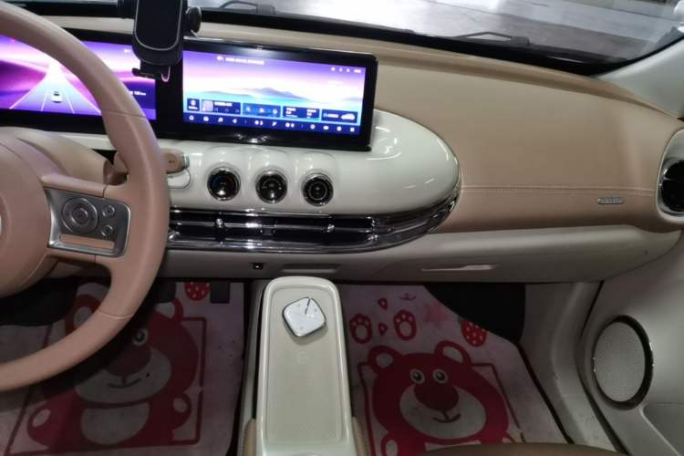 Used Wuling Bingo 2025 333 km Lingxi Connected Version Audio And AC Panel