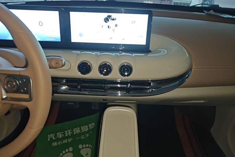 Used Wuling Bingo 2025 410 km Lingxi Deluxe Edition Audio And AC Panel