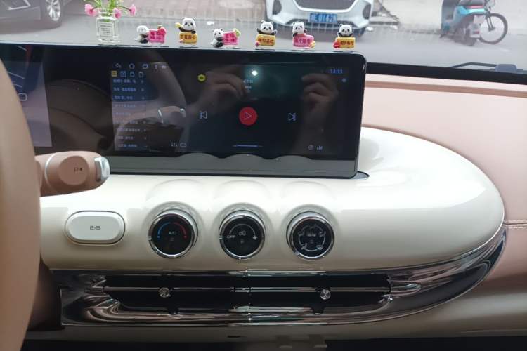 Used Wuling Bingo 2025 333 km Enjoyment Version Audio And AC Panel