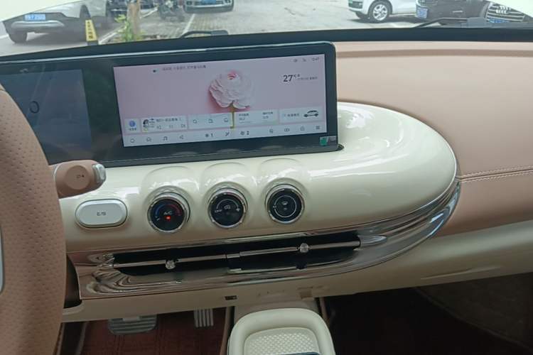 Used Wuling Bingo 2025 333 km Lingxi Deluxe Edition Audio And AC Panel