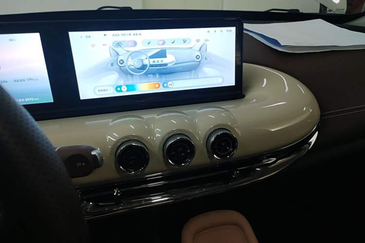 Used Wuling Bingo 2025 333 km Lingxi Connected Version Audio And AC Panel