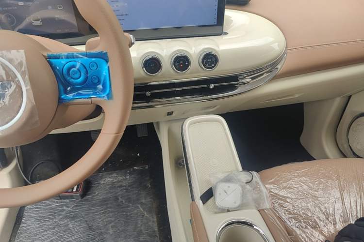 Used Wuling Bingo 2025 333 km Enjoyment Version Audio And AC Panel