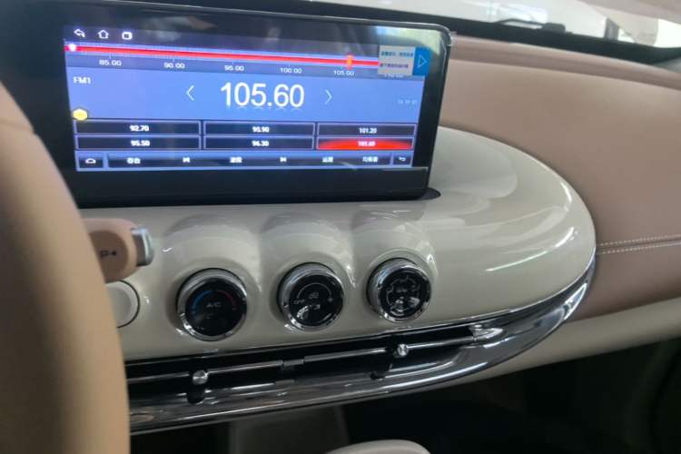 Used Wuling Bingo 2025 333 km Enjoyment Version Audio And AC Panel