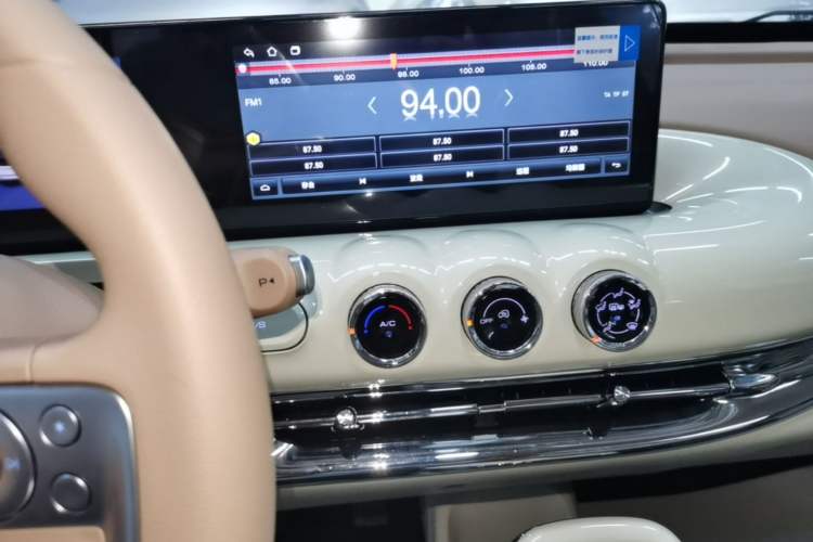 Used Wuling Bingo 2025 333 km Enjoyment Version Audio And AC Panel