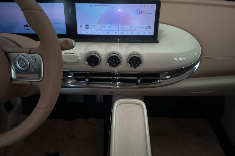 Used Wuling Bingo 2025 410 km Lingxi Deluxe Edition Audio And AC Panel