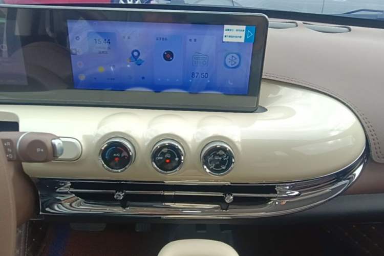 Used Wuling Bingo 2025 333 km Enjoyment Version Audio And AC Panel
