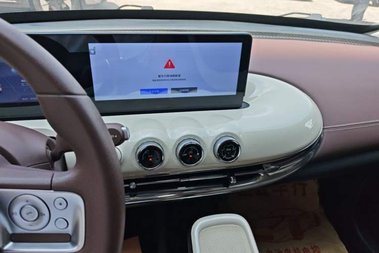 Used Wuling Bingo 2025 333 km Enjoyment Version Audio And AC Panel