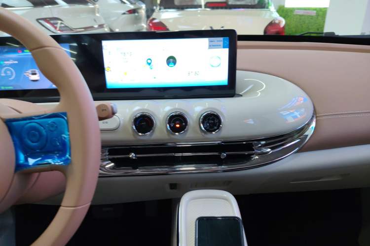 Used Wuling Bingo 2025 333 km Enjoyment Version Audio And AC Panel