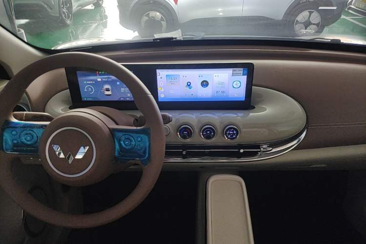 Used Wuling Bingo 2025 333 km Enjoyment Version Audio And AC Panel