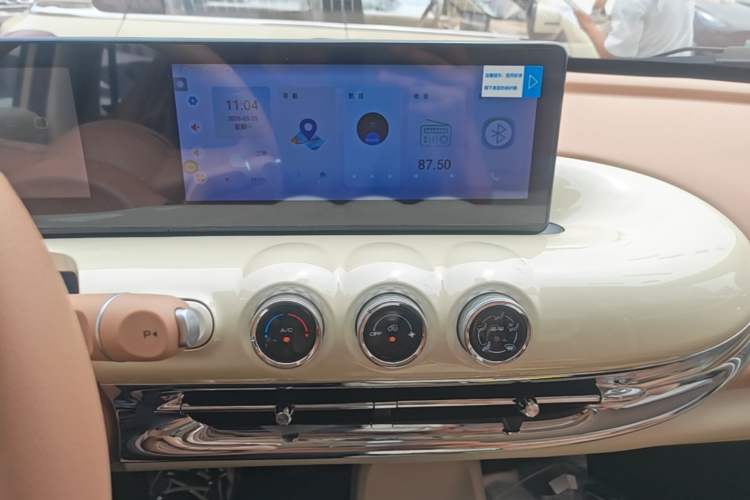 Used Wuling Bingo 2025 333 km Enjoyment Version Audio And AC Panel