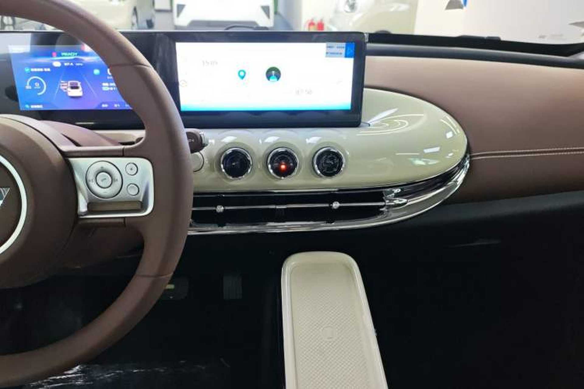 Used Wuling Bingo 2025 333 km Enjoyment Version Audio And AC Panel