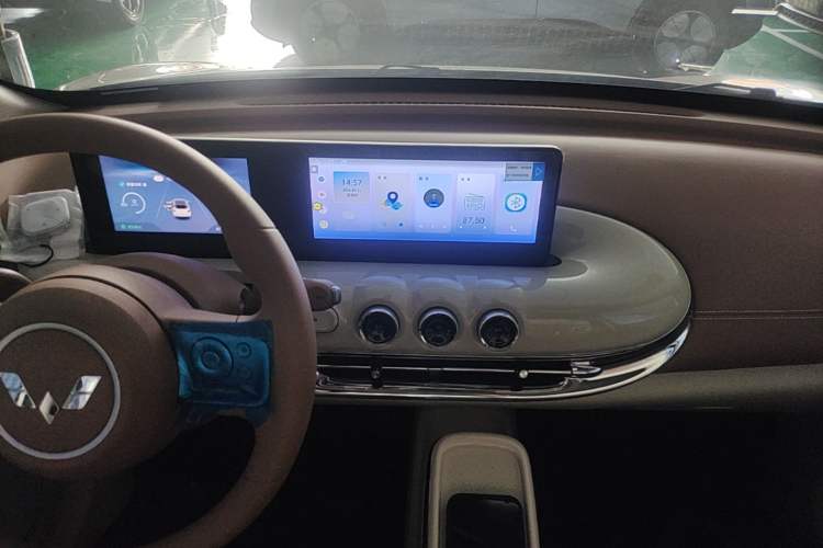 Used Wuling Bingo 2025 333 km Enjoyment Version Audio And AC Panel