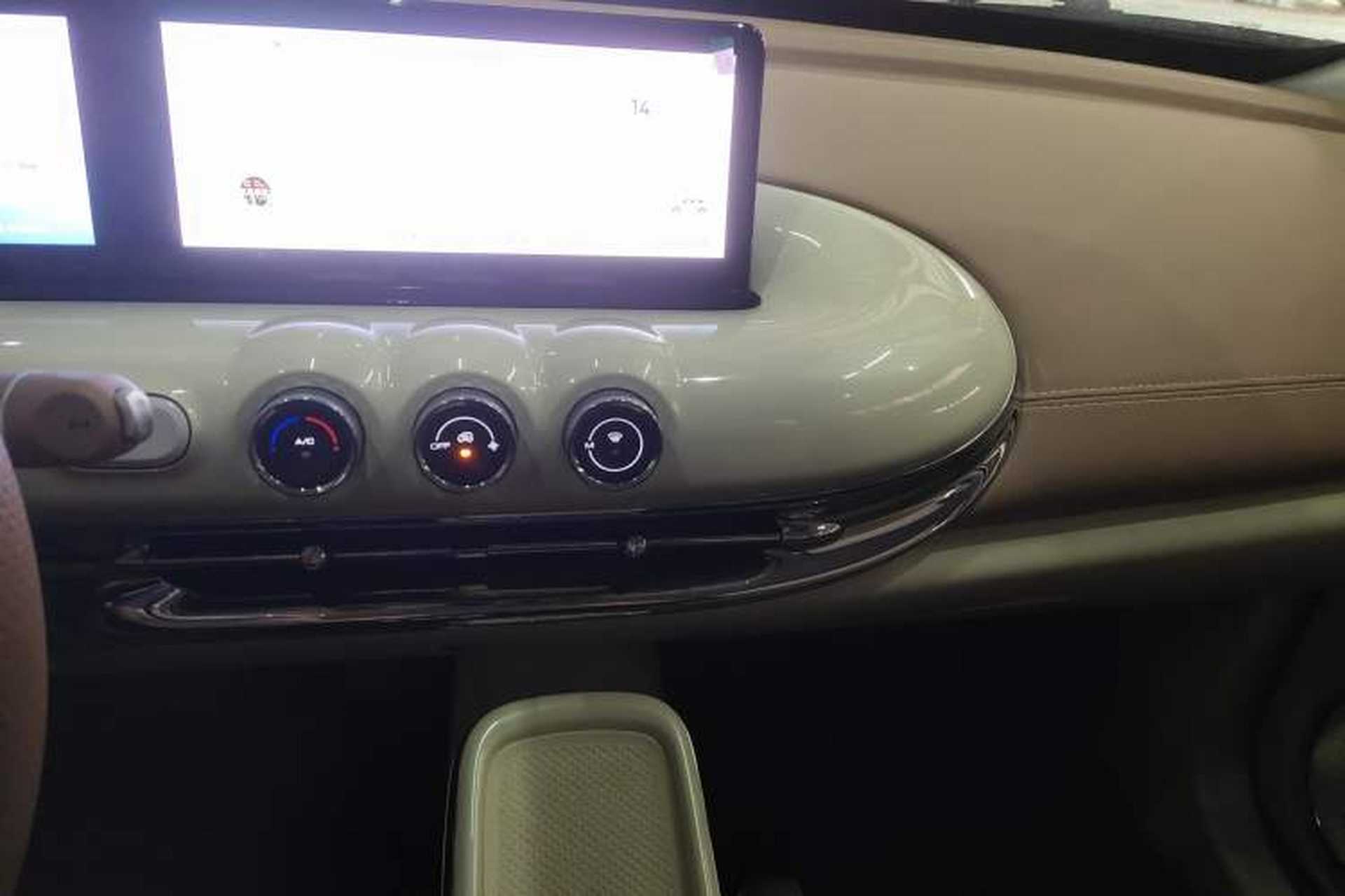 Used Wuling Bingo 2025 410 km Lingxi Deluxe Edition Audio And AC Panel