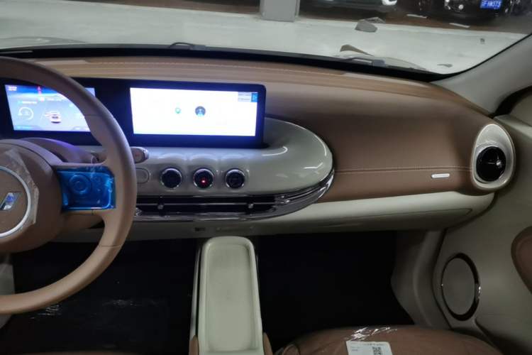 Used Wuling Bingo 2025 333 km Enjoyment Version Audio And AC Panel