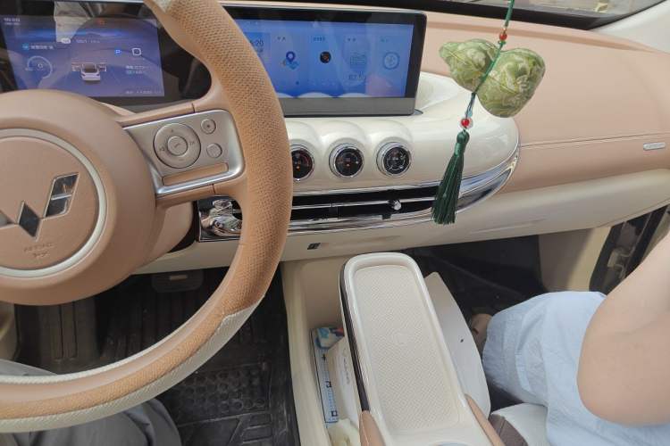 Used Wuling Bingo 2025 333 km Lingxi Connected Version Audio And AC Panel