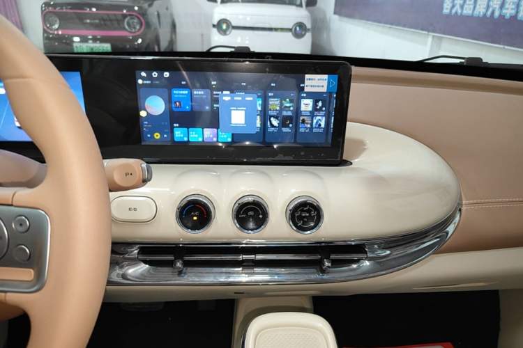 Used Wuling Bingo 2025 333 km Enjoyment Version Audio And AC Panel