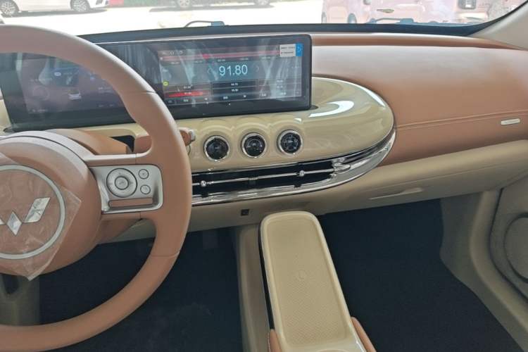Used Wuling Bingo 2025 333 km Enjoyment Version Audio And AC Panel
