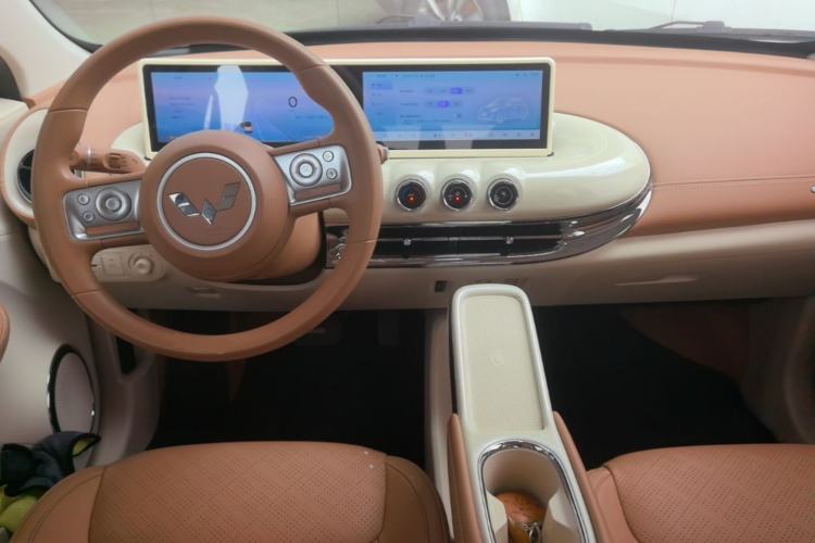 Used Wuling Bingo 2025 333 km Lingxi Connected Version Center Console