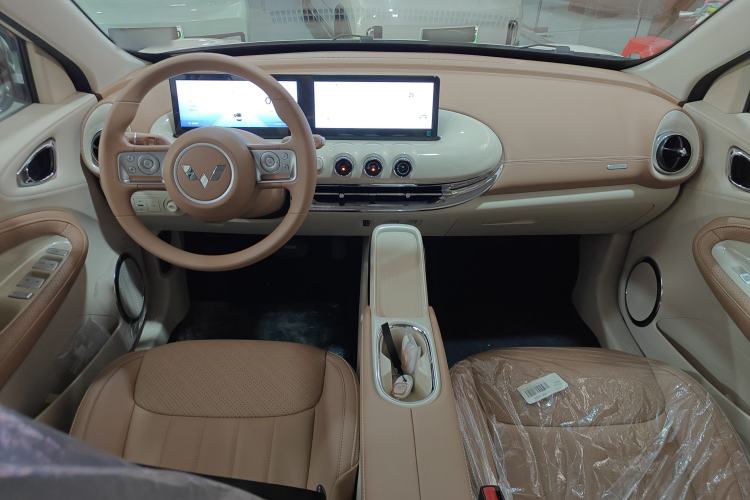 Used Wuling Bingo 2025 333 km Lingxi Connected Version Center Console