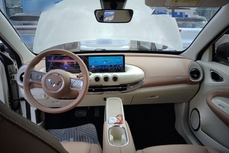 Used Wuling Bingo 2025 410 km Lingxi Deluxe Edition Center Console