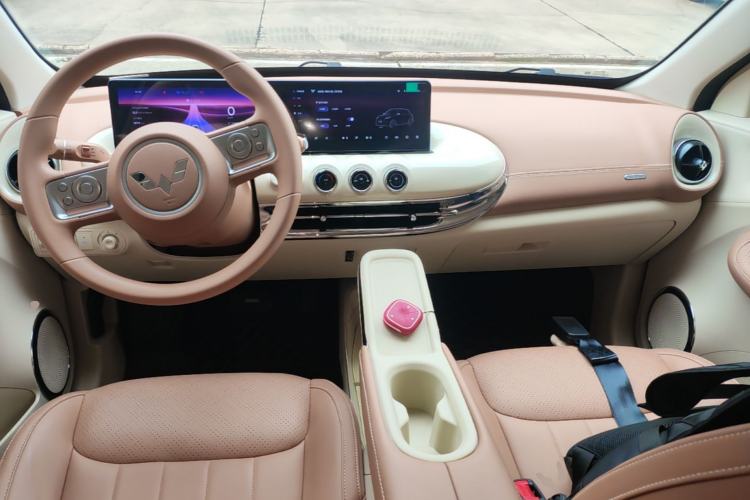 Used Wuling Bingo 2025 333 km Lingxi Connected Version Center Console