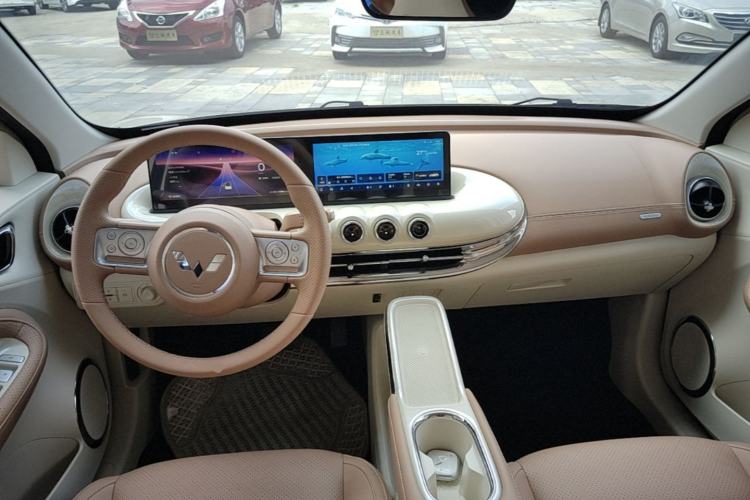 Used Wuling Bingo 2025 410 km Lingxi Deluxe Edition Center Console