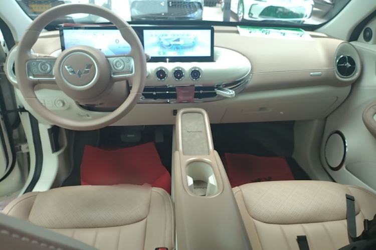 Used Wuling Bingo 2025 333 km Lingxi Connected Version Center Console