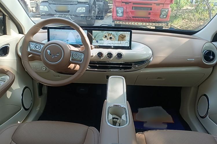 Used Wuling Bingo 2025 333 km Lingxi Connected Version Center Console