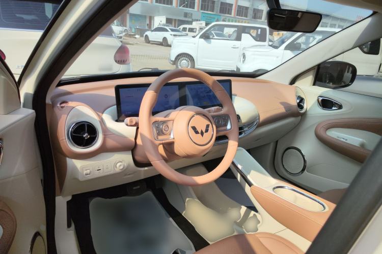Used Wuling Bingo 2025 333 km Lingxi Connected Version Center Console
