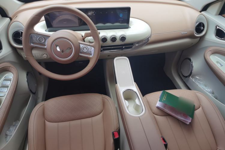 Used Wuling Bingo 2025 333 km Lingxi Connected Version Center Console