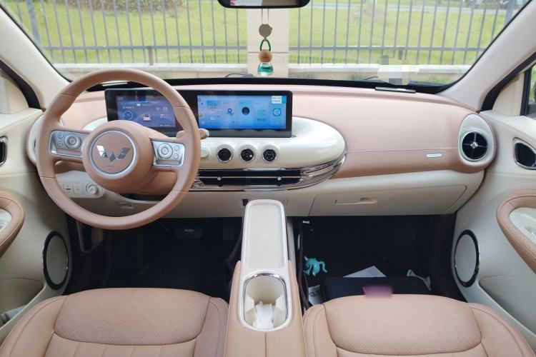 Used Wuling Bingo 2025 333 km Lingxi Connected Version Center Console