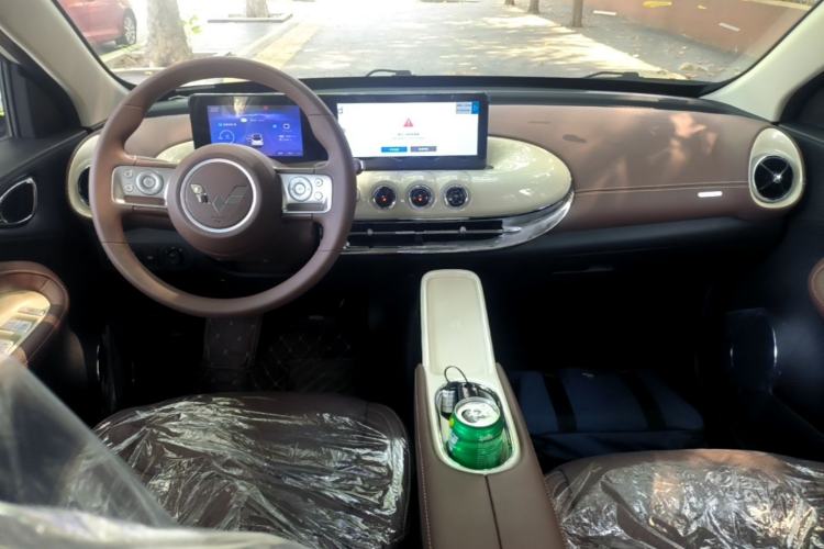 Used Wuling Bingo 2025 333 km Lingxi Connected Version Center Console
