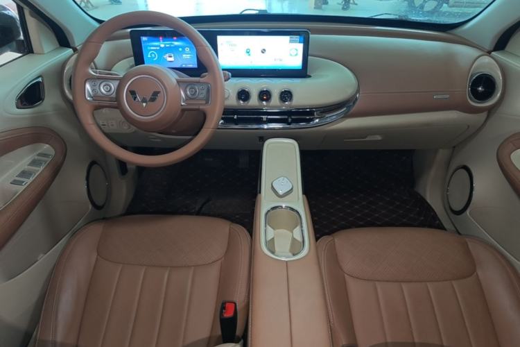 Used Wuling Bingo 2025 333 km Lingxi Deluxe Edition Center Console