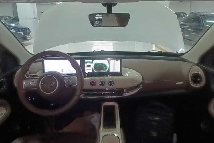 Used Wuling Bingo 2025 333 km Lingxi Connected Version Center Console