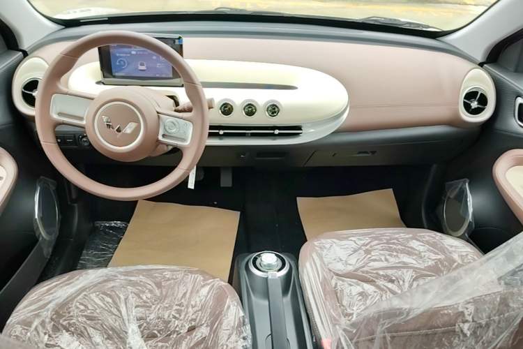 Used Wuling Bingo 2025 203km Light Edition Center Console